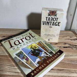 LAST CHANCE The New Tarot Handbook and Tarot Vintage Set